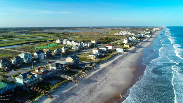 North Topsail Beach, NC 28460,3779 Island DR