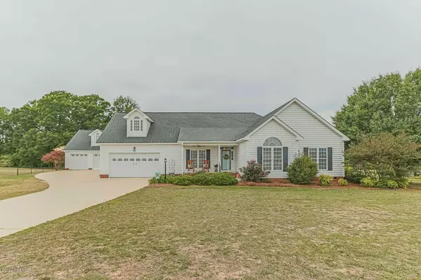 8122 Pennyfield Lane, Sims, NC 27880