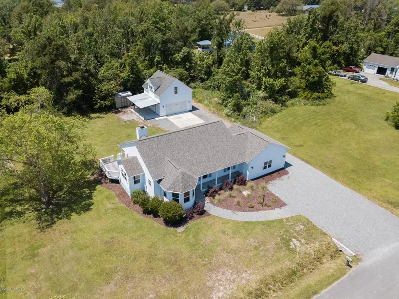 238 Topsail Watch DR, Hampstead, NC 28443