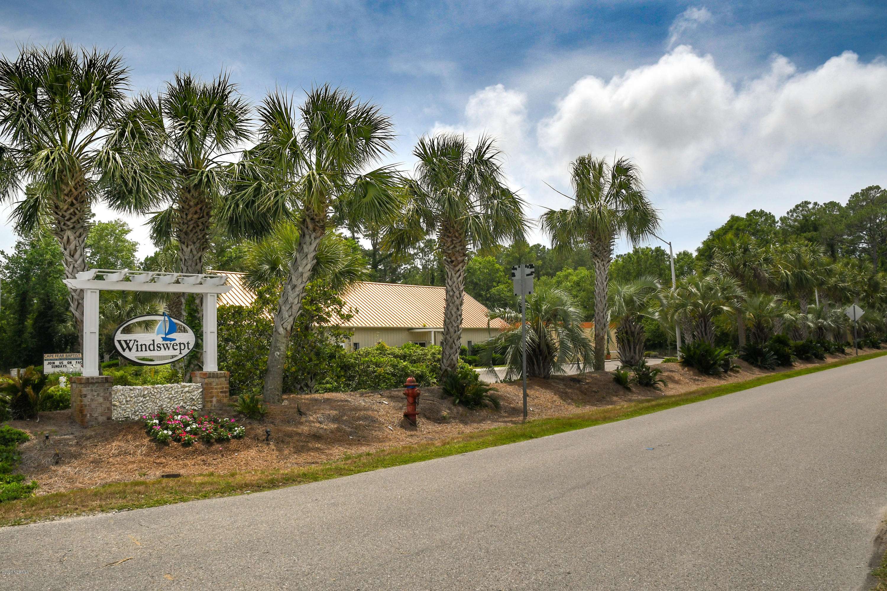 Wilmington, NC 28412,727 Saint Vincent DR