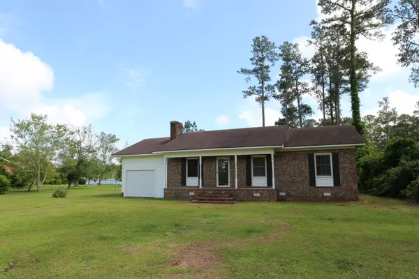 255 Foreman Lane, Belhaven, NC 27810