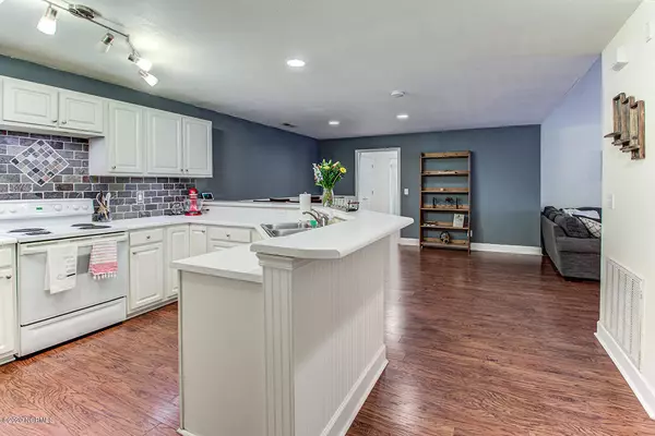 Wilmington, NC 28405,5004 Hunters TRL #6