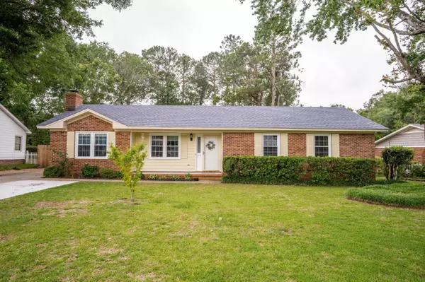 4448 Robin Dale CT, Wilmington, NC 28405