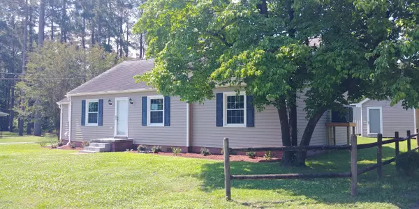 303 Foy ST, Pollocksville, NC 28573