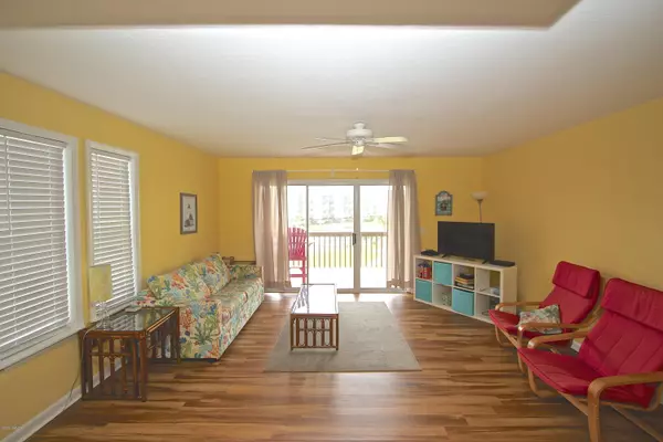 Surf City, NC 28445,918 N New River DR #322