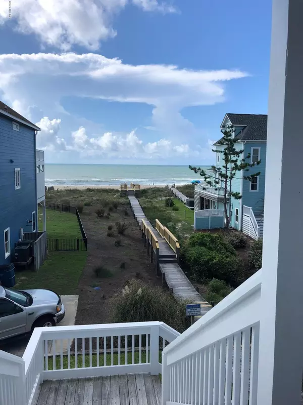 Emerald Isle, NC 28594,9907 Shipwreck LN