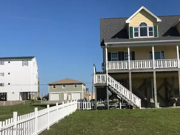 North Topsail Beach, NC 28460,255 Seashore DR