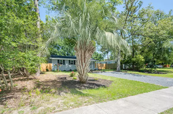 Oak Island, NC 28465,424 Keziah ST