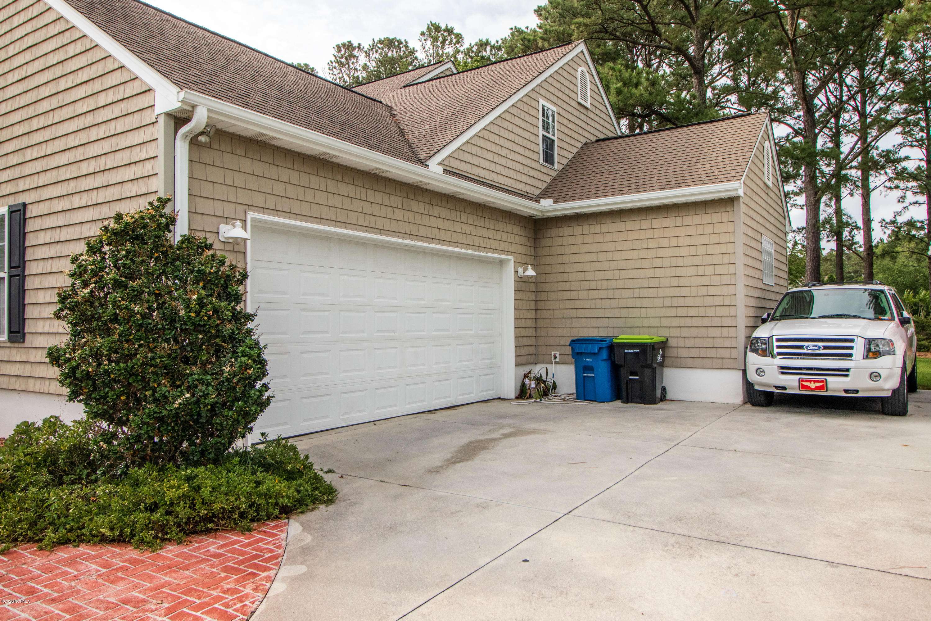Morehead City, NC 28557,1908 Red Fox LN