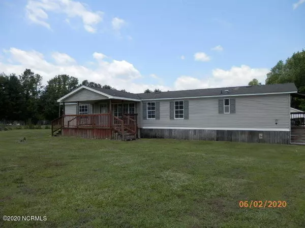 Bladenboro, NC 28320,322 Gaston DR