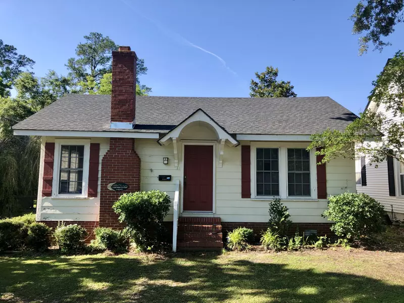 306 Live Oak ST, Tabor City, NC 28463