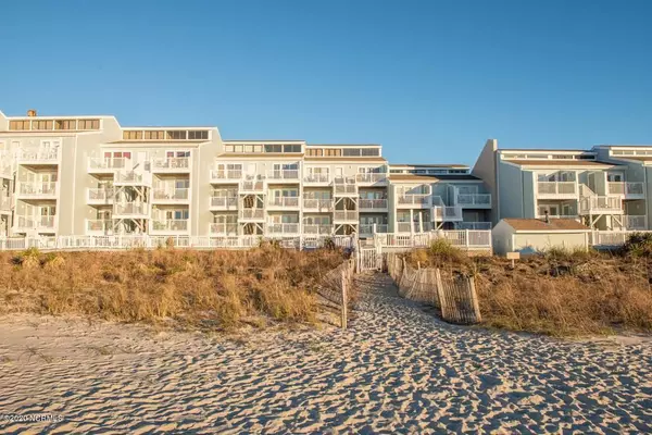 16 E First ST #204, Ocean Isle Beach, NC 28469