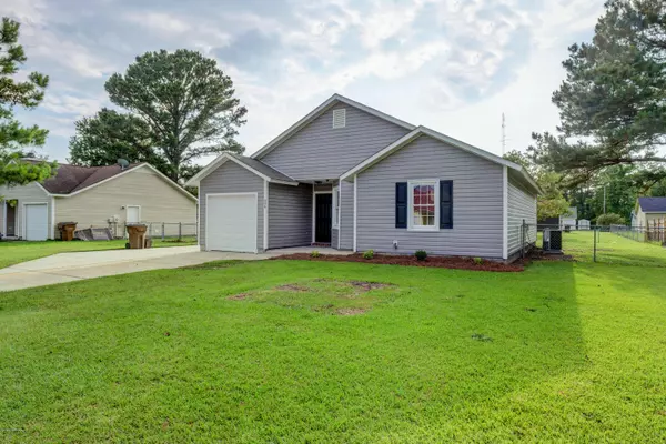 Jacksonville, NC 28546,604 Foxfire Circle