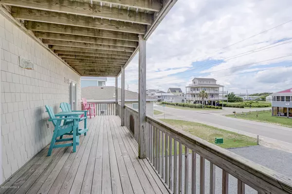 North Topsail Beach, NC 28460,2416 Island DR