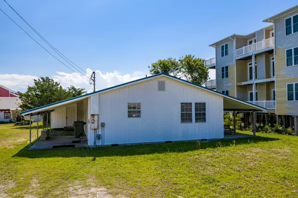 Atlantic Beach, NC 28512,105 Willis AVE