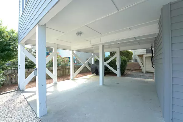 Sunset Beach, NC 28468,401 28th ST
