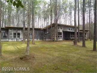 417 Cbh Lodge RD, Washington, NC 27889