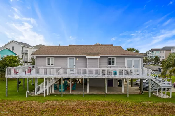 Holden Beach, NC 28462,113 Sunshine