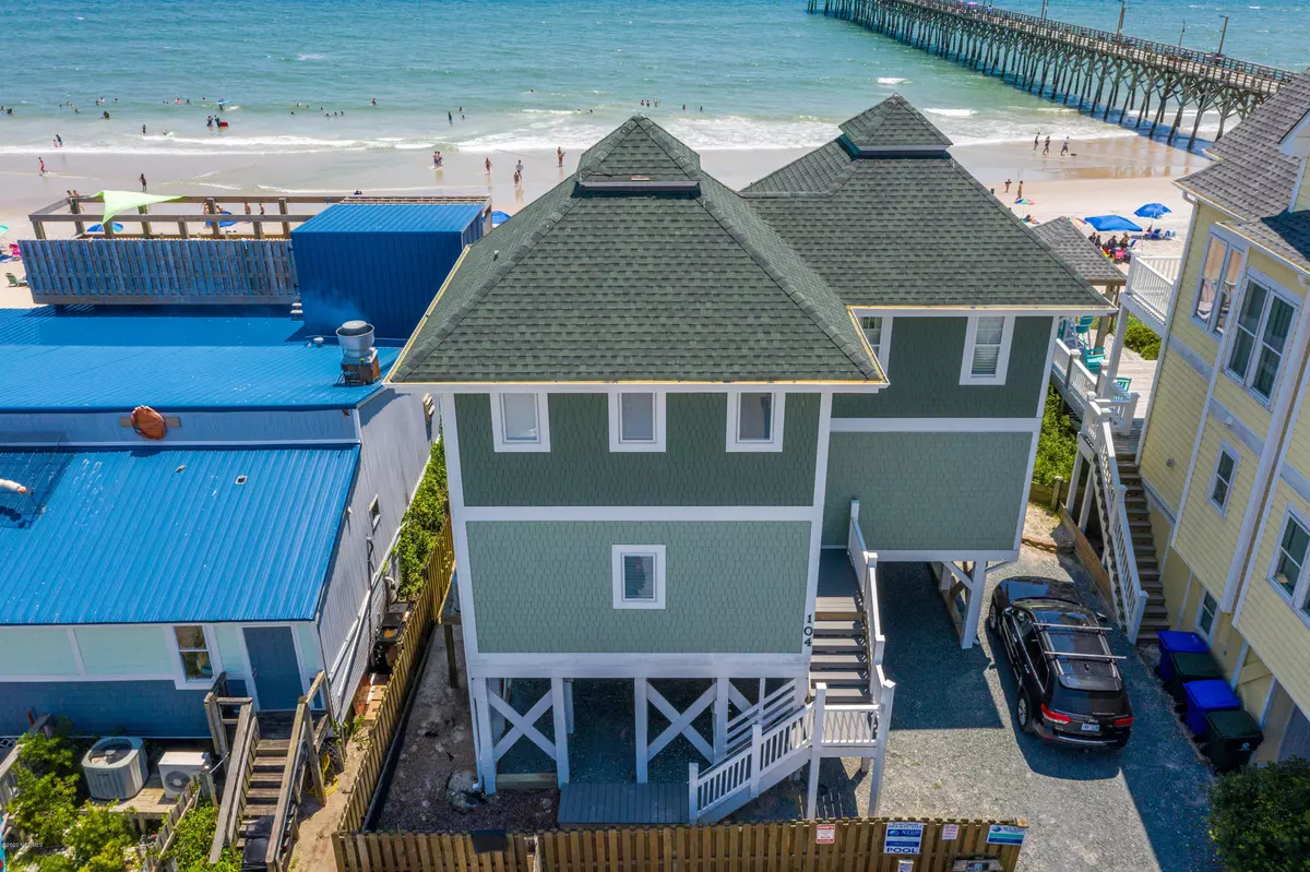 Surf City, NC 28445,104 S Shore DR