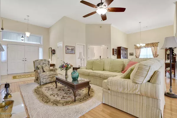 Southport, NC 28461,5018 Pierhead Court