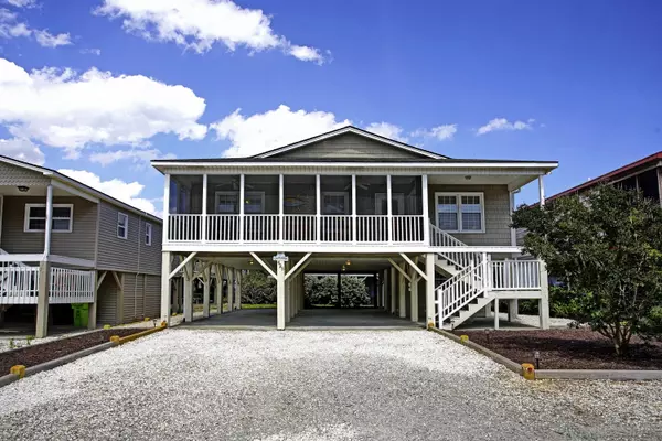 425 4th ST, Sunset Beach, NC 28468