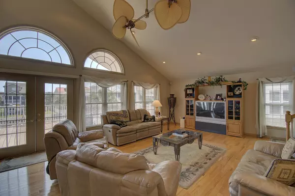 Ocean Isle Beach, NC 28469,26 Pender ST