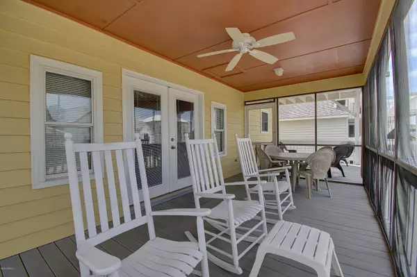 Sunset Beach, NC 28468,425 29th ST