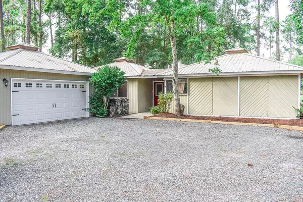 6 E Pine CT, Carolina Shores, NC 28467