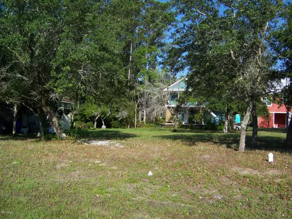 Oak Island, NC 28465,10 NE 50th Street