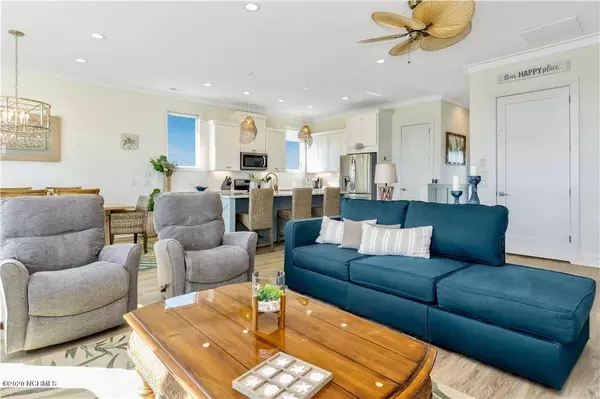 Emerald Isle, NC 28594,1009 Emerald DR