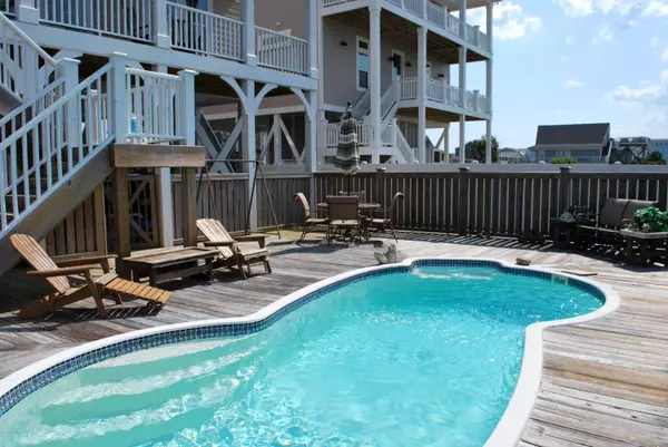 Holden Beach, NC 28462,310 Ocean BLVD W