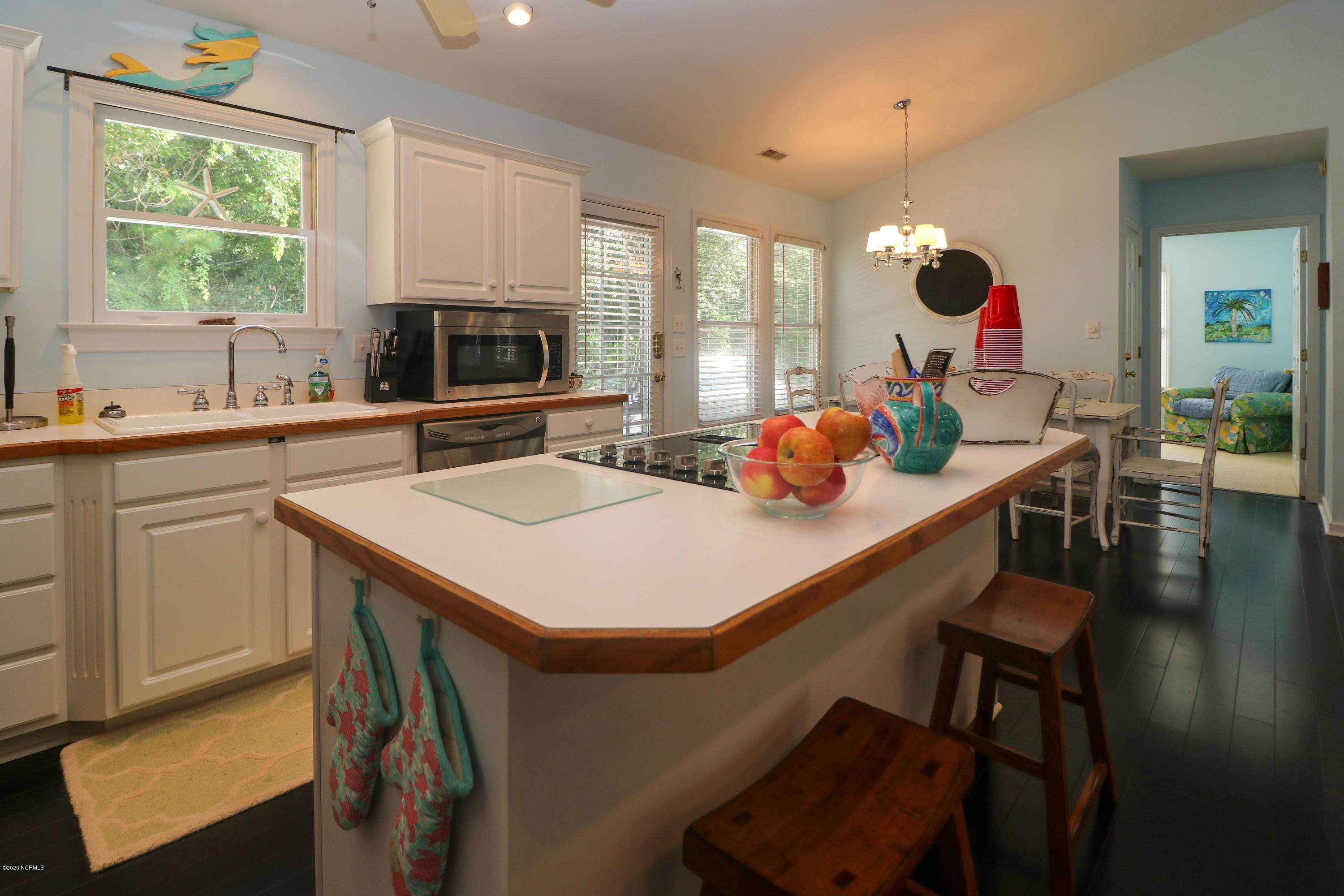 Emerald Isle, NC 28594,315 Shipwreck LN