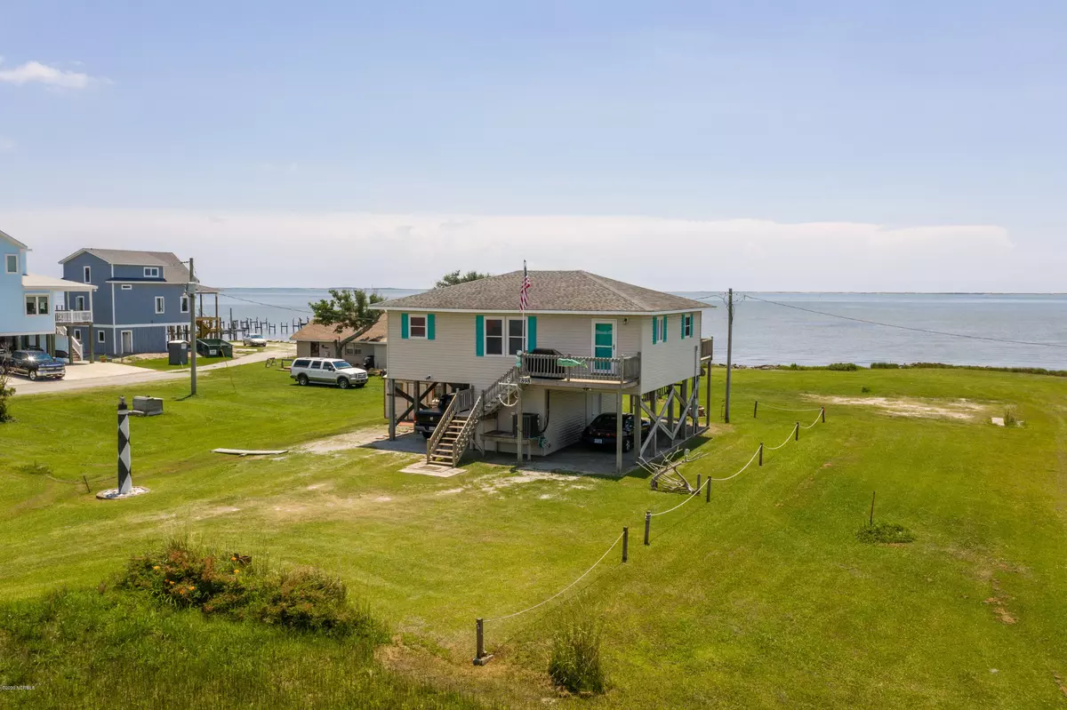 Harkers Island, NC 28531,898 Island RD