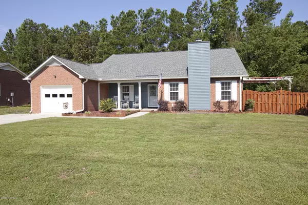 1521 Covey LN, Wilmington, NC 28411