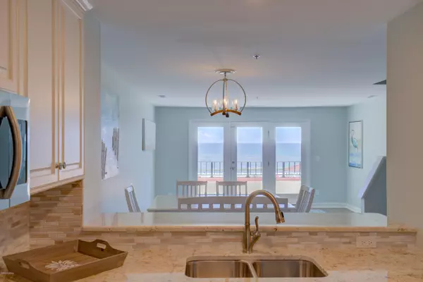 North Topsail Beach, NC 28460,790 New River Inlet Road #303b