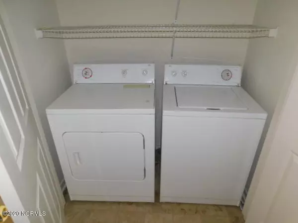 Greenville, NC 27858,2004 River DR