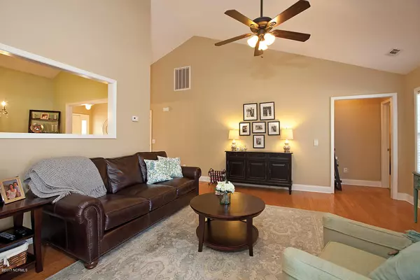 Wilmington, NC 28411,302 Gaskins LN