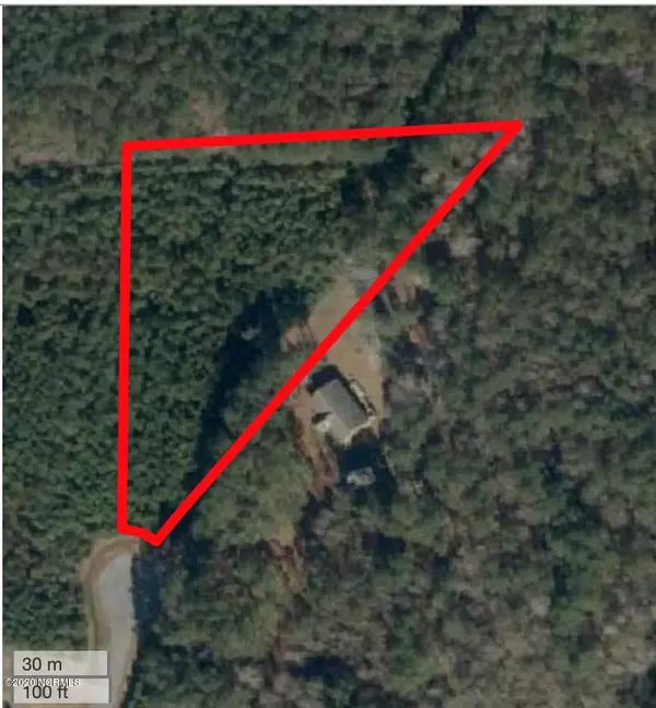 742 Log Cabin RD, Arapahoe, NC 28510