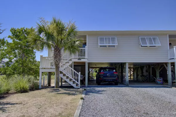 303 Brunswick Avenue W #B, Holden Beach, NC 28462