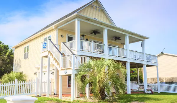 5510 Emerald DR, Emerald Isle, NC 28594