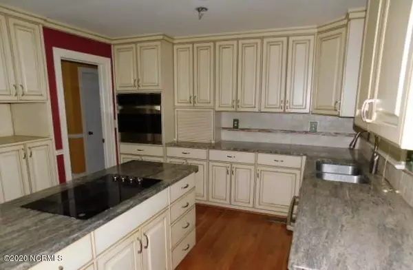 Grifton, NC 28530,606 Charles ST