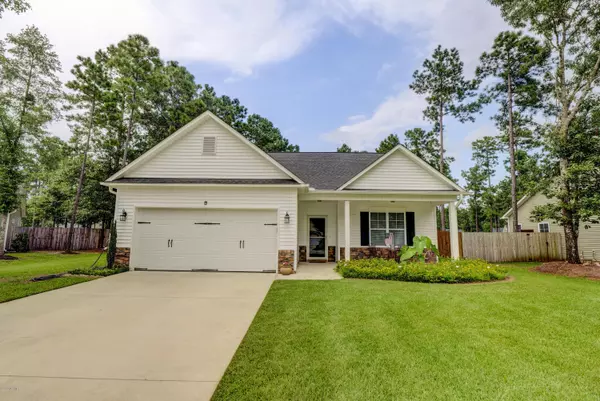 32 Feather LN, Rocky Point, NC 28457