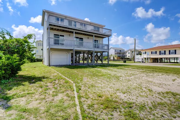 Topsail Beach, NC 28445,1421 Carolina Boulevard