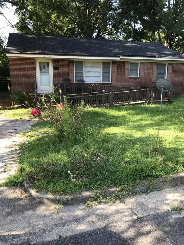 805 Jackson LN, Kinston, NC 28501