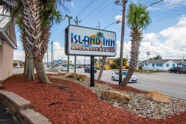 215 W Fort Macon RD #207, Atlantic Beach, NC 28512