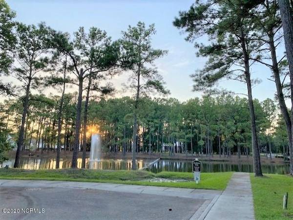 9152 E Lake RD, Calabash, NC 28467