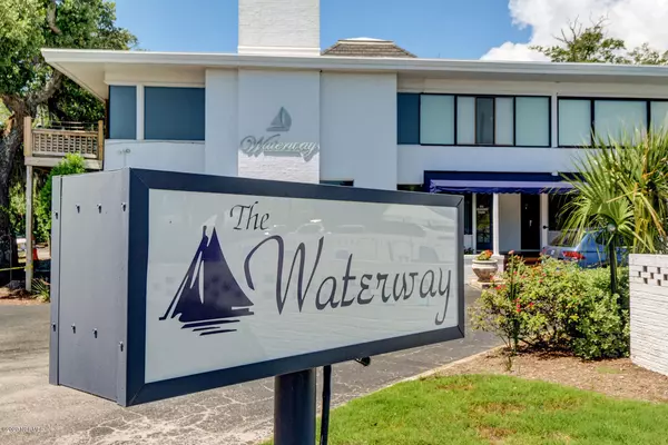 7246 Wrightsville AVE #302, Wilmington, NC 28403