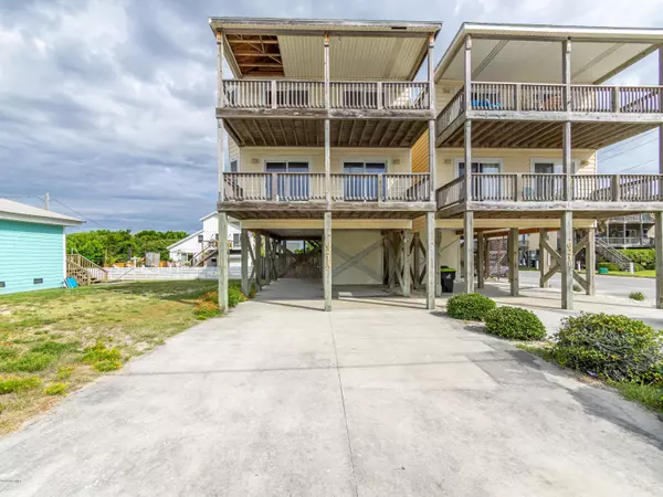 621 N Shore DR #A, Surf City, NC 28445