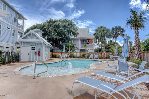 Kure Beach, NC 28449,201 Red Lewis DR #1