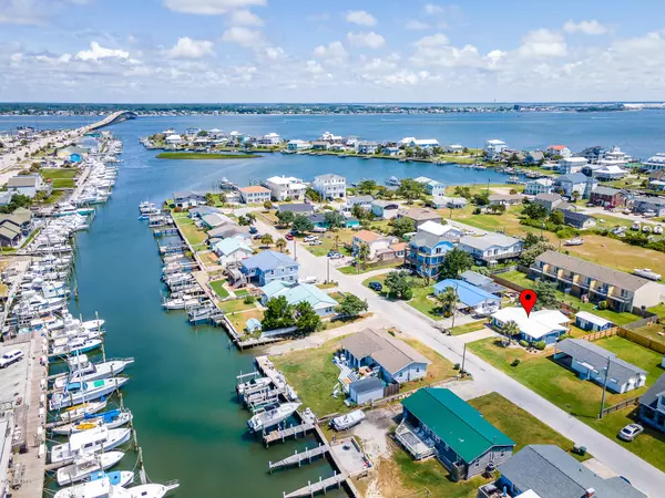 116 W Bogue Sound DR, Atlantic Beach, NC 28512